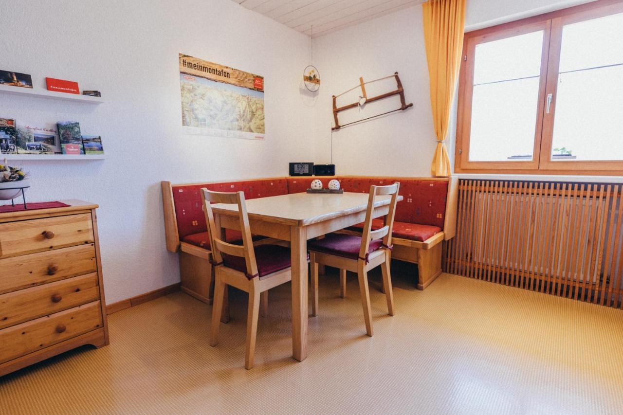 Ferienwohnung Haus Netzer Bartholomäberg Exterior foto